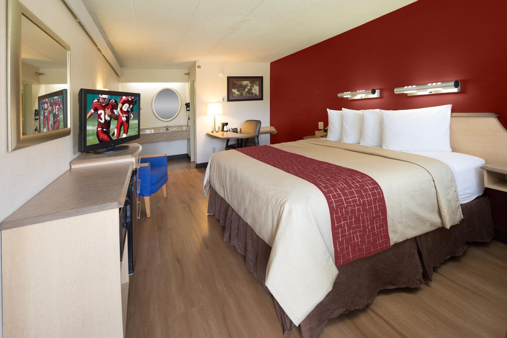 Red Roof Inn Cincinnati Northeast - Blue Ash Εξωτερικό φωτογραφία