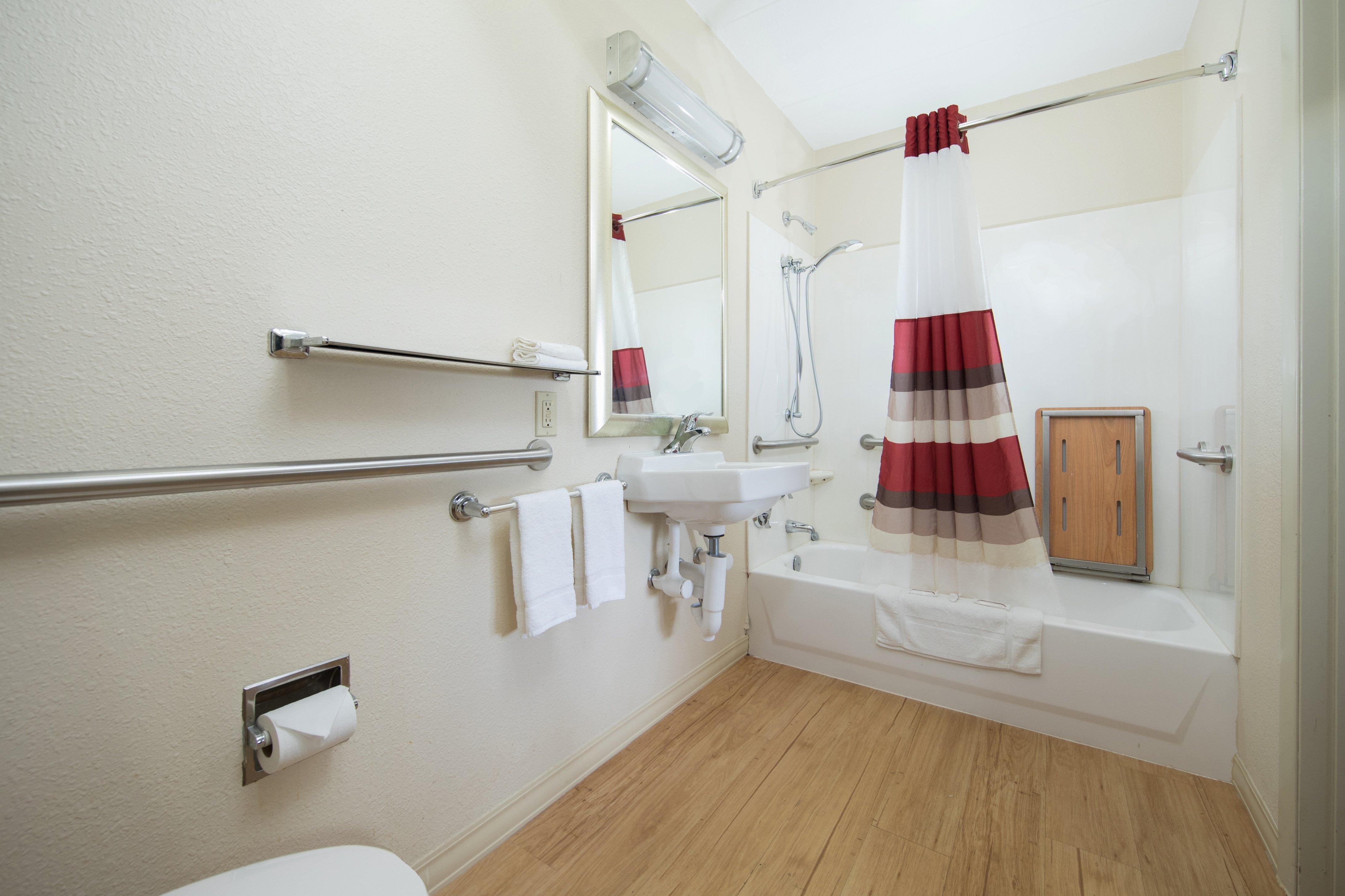 Red Roof Inn Cincinnati Northeast - Blue Ash Εξωτερικό φωτογραφία