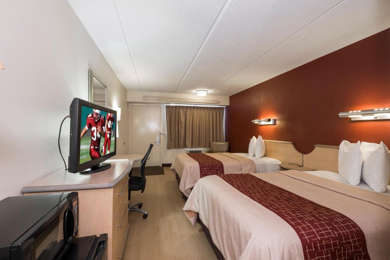 Red Roof Inn Cincinnati Northeast - Blue Ash Εξωτερικό φωτογραφία