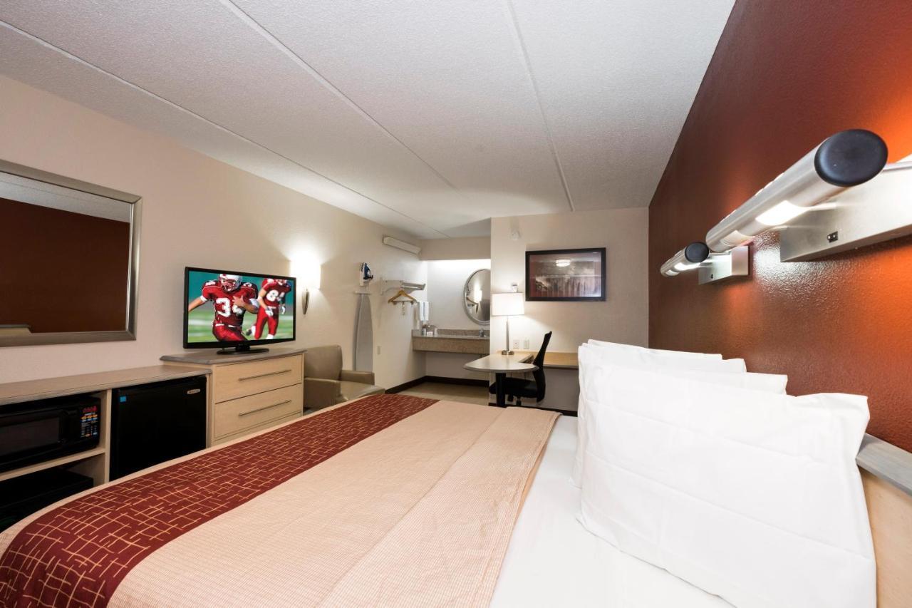 Red Roof Inn Cincinnati Northeast - Blue Ash Εξωτερικό φωτογραφία