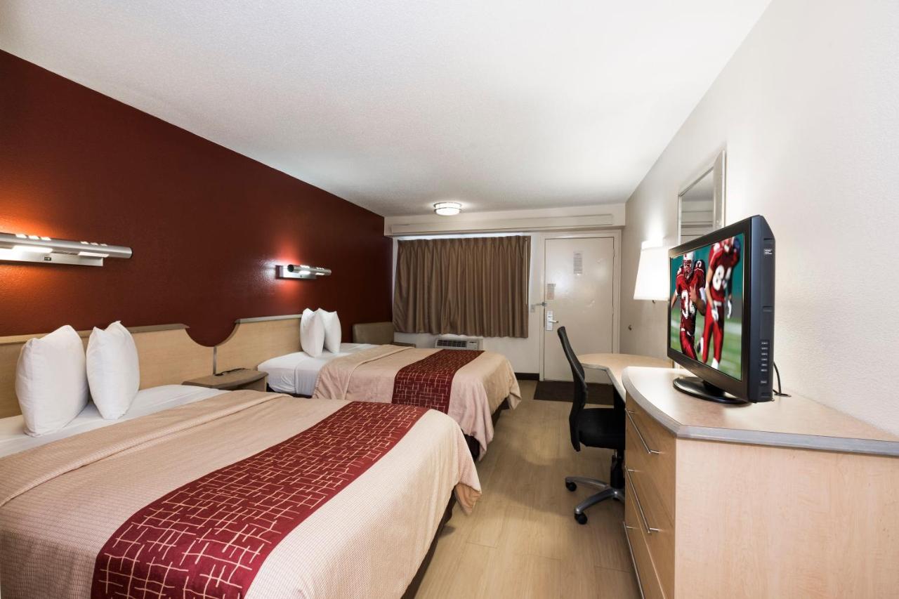 Red Roof Inn Cincinnati Northeast - Blue Ash Εξωτερικό φωτογραφία