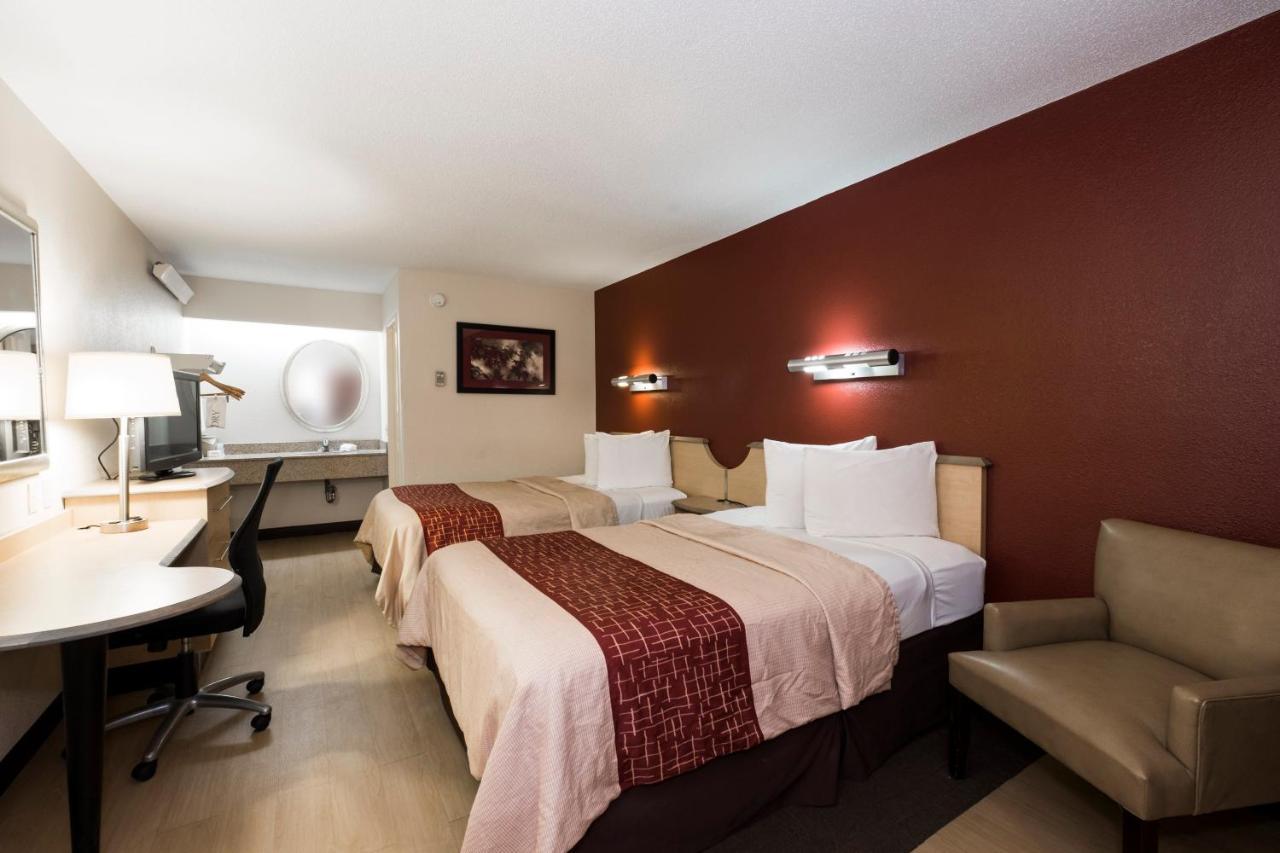 Red Roof Inn Cincinnati Northeast - Blue Ash Εξωτερικό φωτογραφία