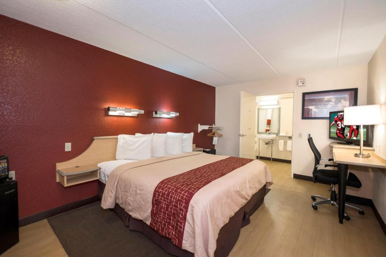 Red Roof Inn Cincinnati Northeast - Blue Ash Εξωτερικό φωτογραφία